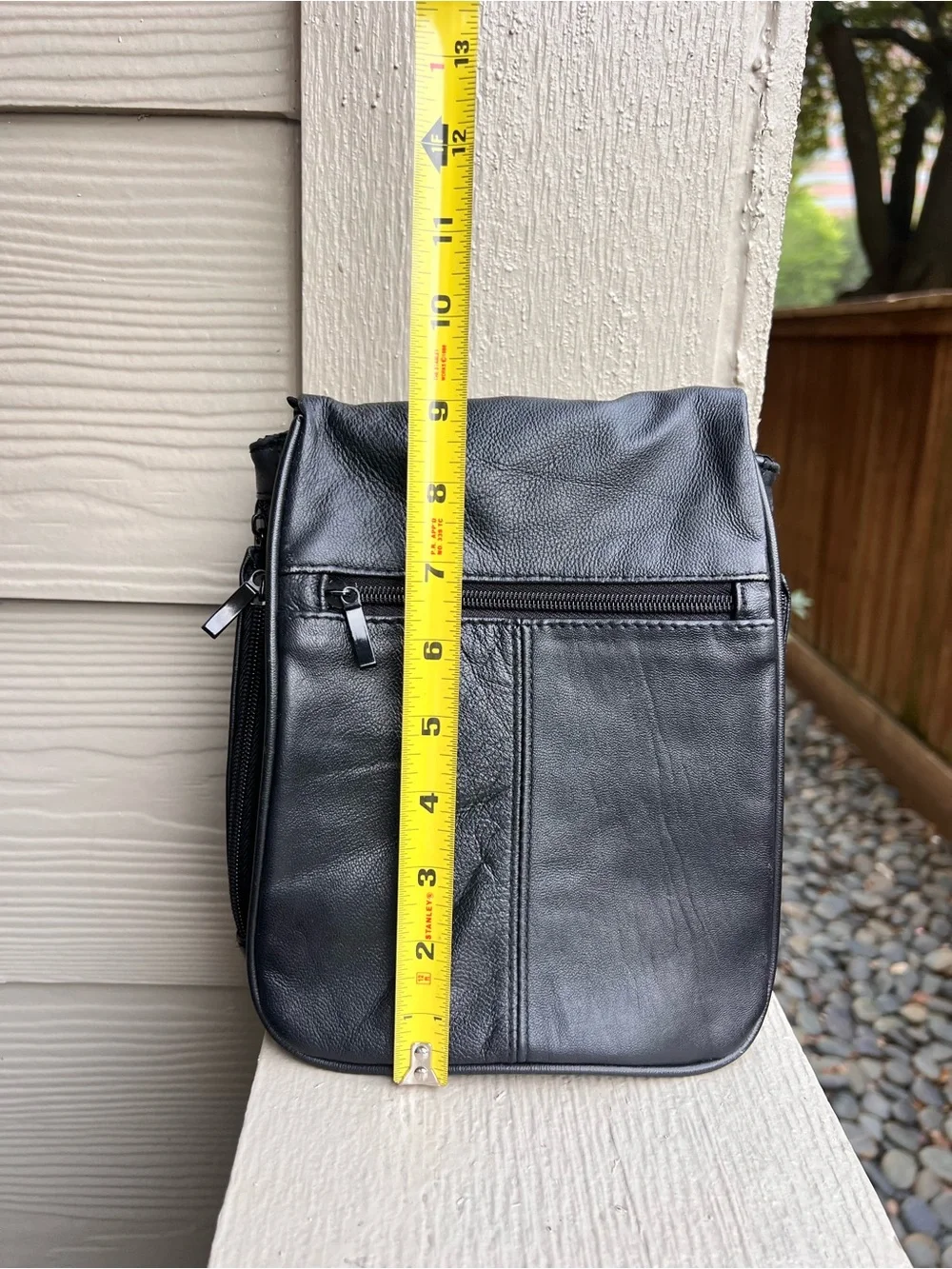 Buxton Genuine Leather Crossbody Organizer Travel Bag Black Multi Pocket Purse